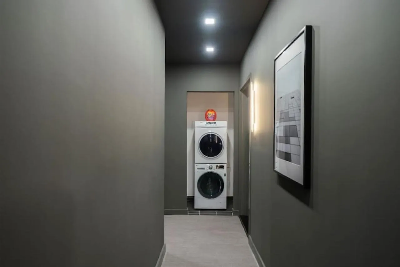 Studio W Charming Juliet Balcony In Upper East Нью-Йорк Отель